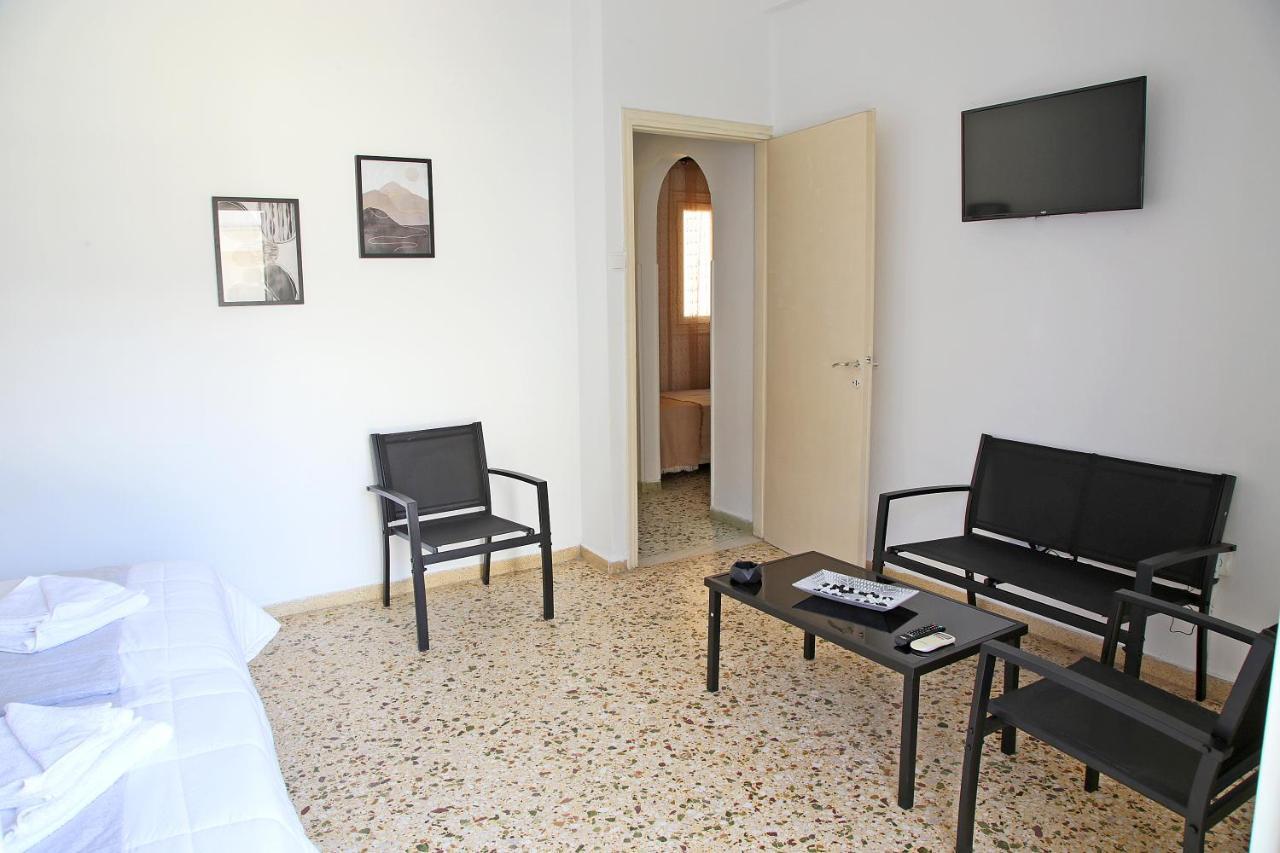 Renata Room By The Sea Near Airport Artémida Eksteriør bilde