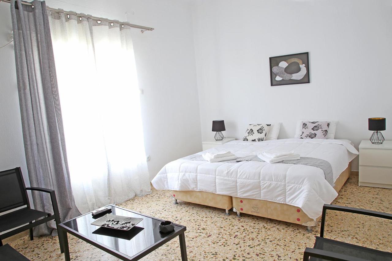 Renata Room By The Sea Near Airport Artémida Eksteriør bilde